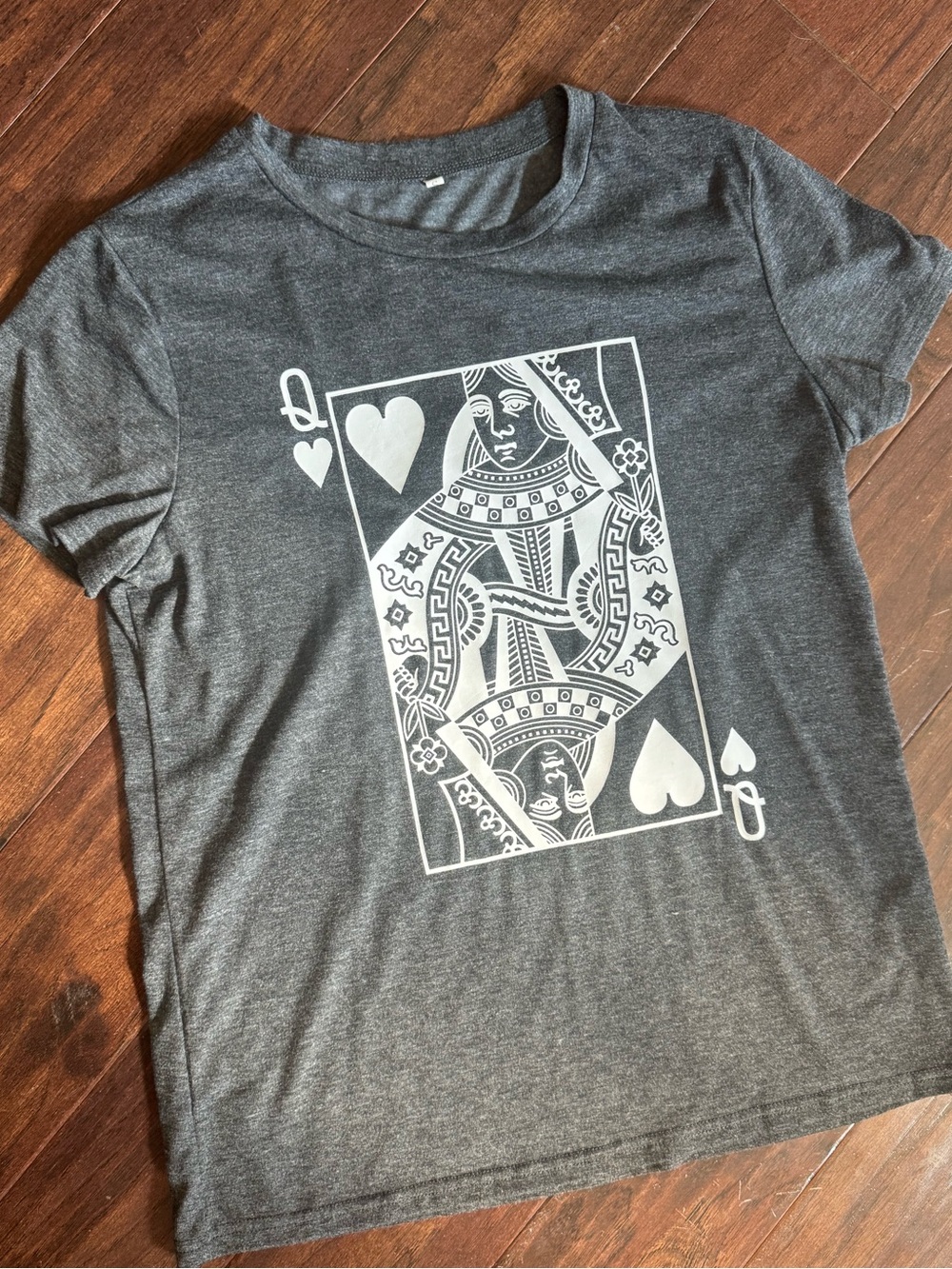 Ladies Queen of Hearts Graphic Tee